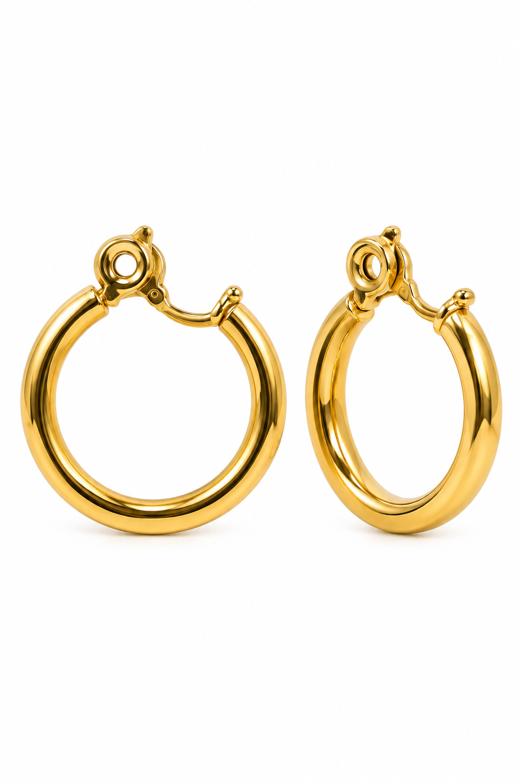 Vintage 1970s–1980s Signed Monet Gold-Tone Hoop Clip-On Earrings – J519