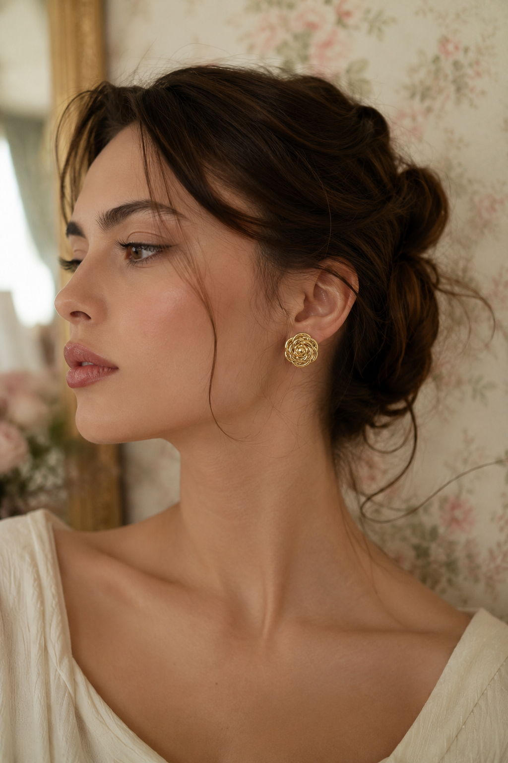 Vintage Avon Gold Tone Rose Stud Earrings – Floral Statement Earrings | ½”