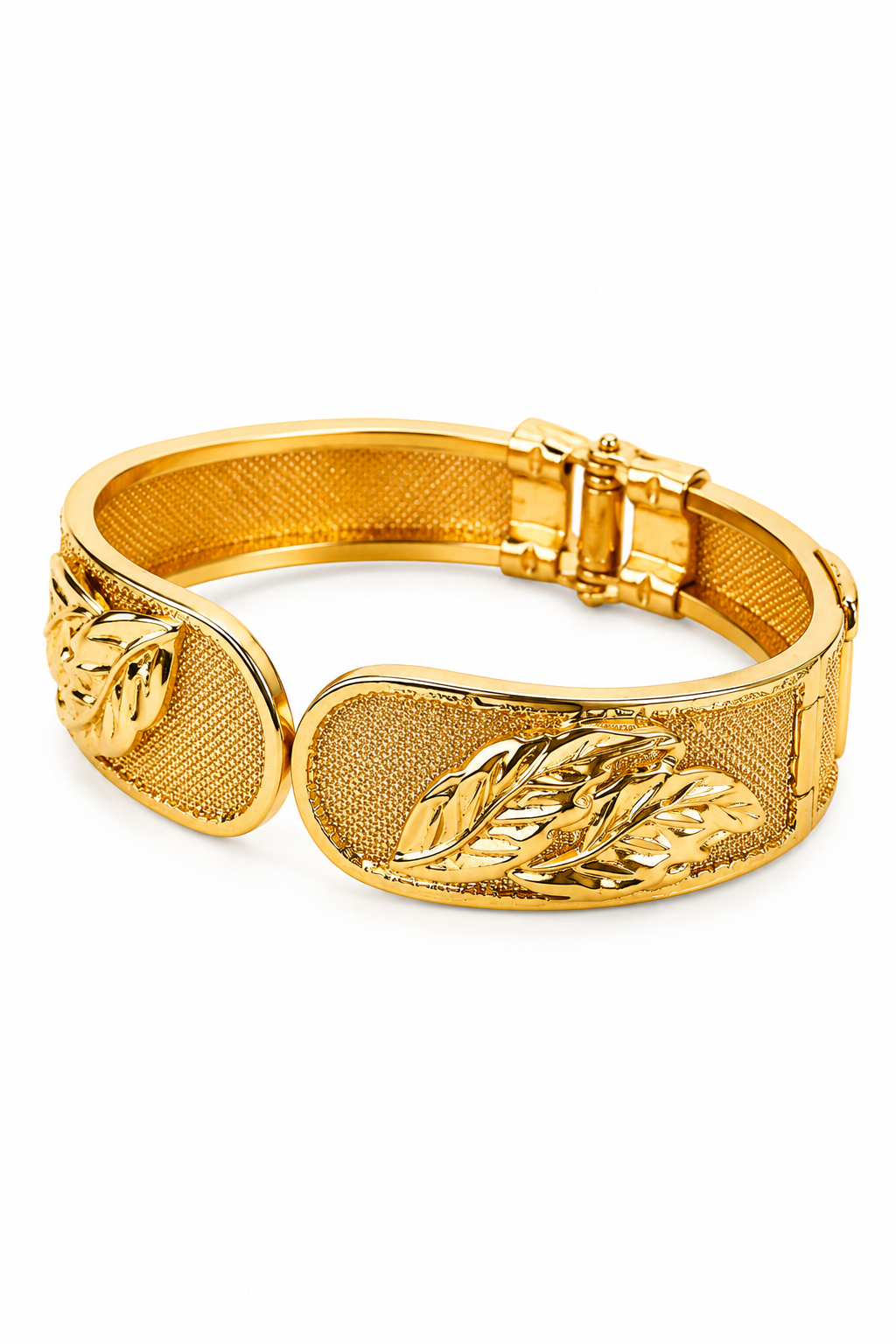 Vintage 1950s–70s Gold Tone Mesh Clamper Bangle Bracelet Hinged Leaf Cuff
