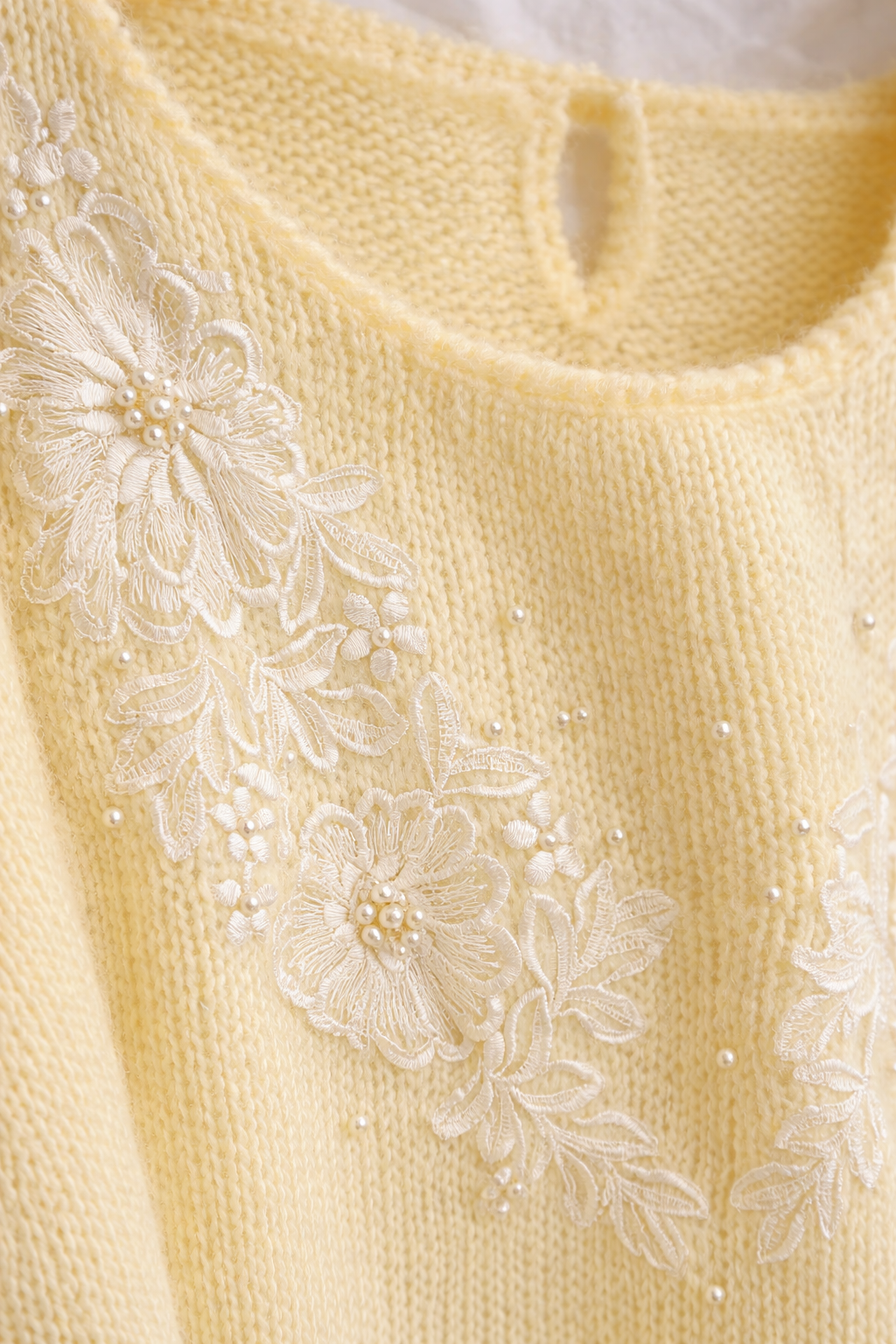 Buttercream Bloom Vintage Sweater | Embroidered Floral Knit (S)