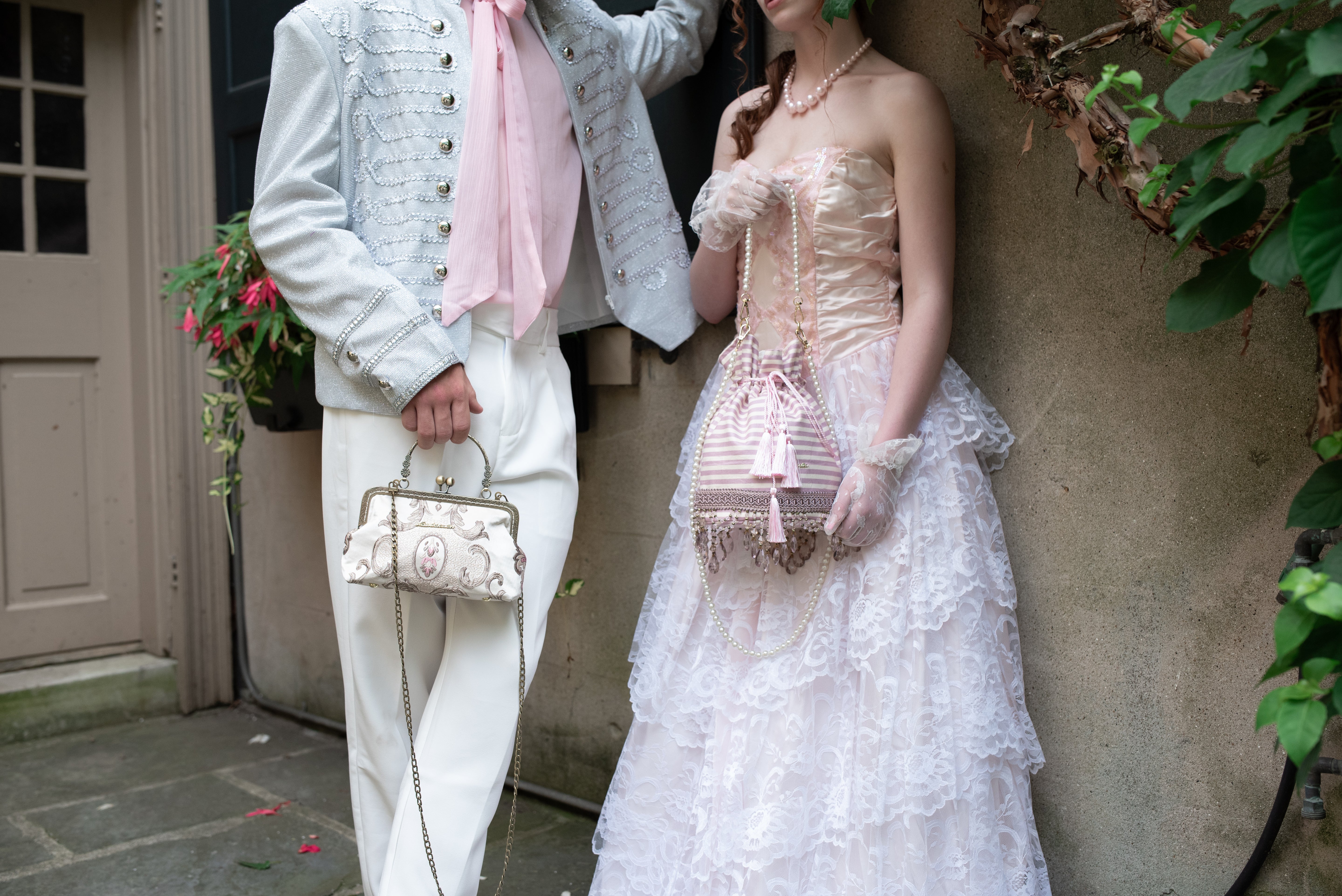 The Château Clasp Handbag