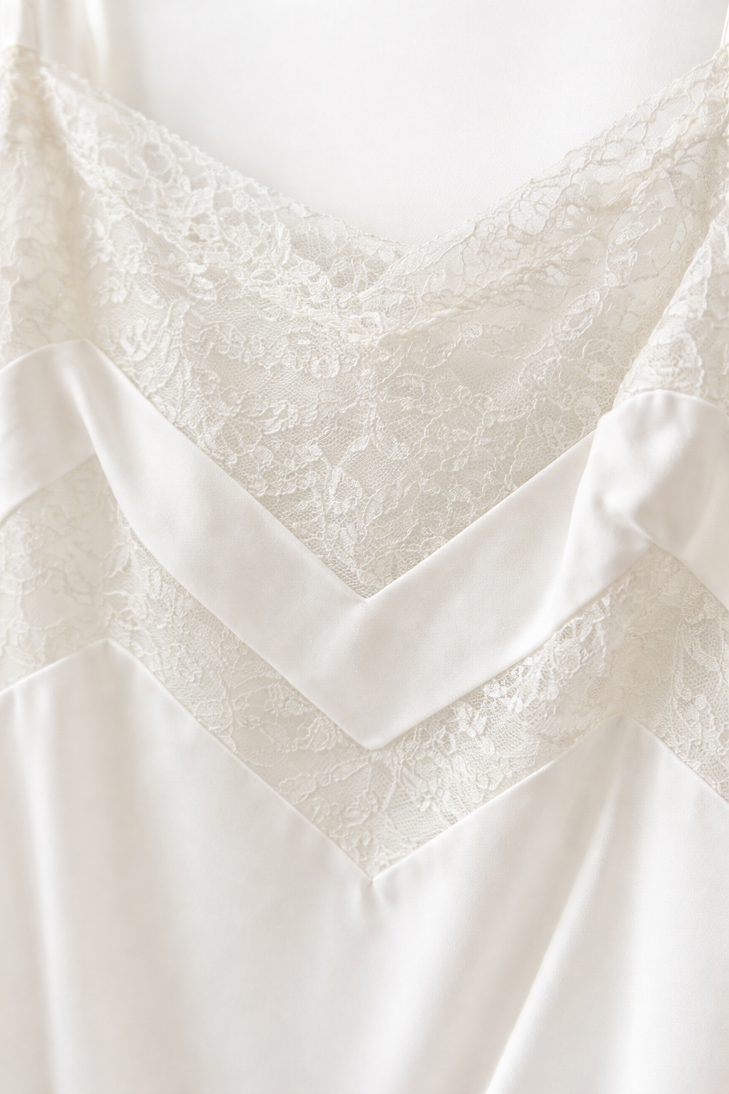 1950s Vanity Fair Lace Slip Dress | Ivory Satin & Lace Nightgown (L/XL)