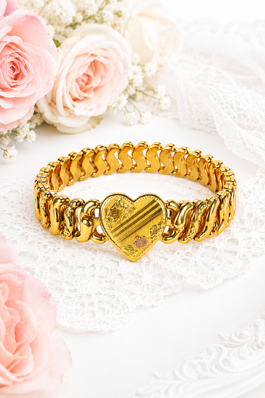 Vintage 1940s Sweetheart Heart Expansion Bracelet Gold Tone WWII Era Rare One-of-a-Kind