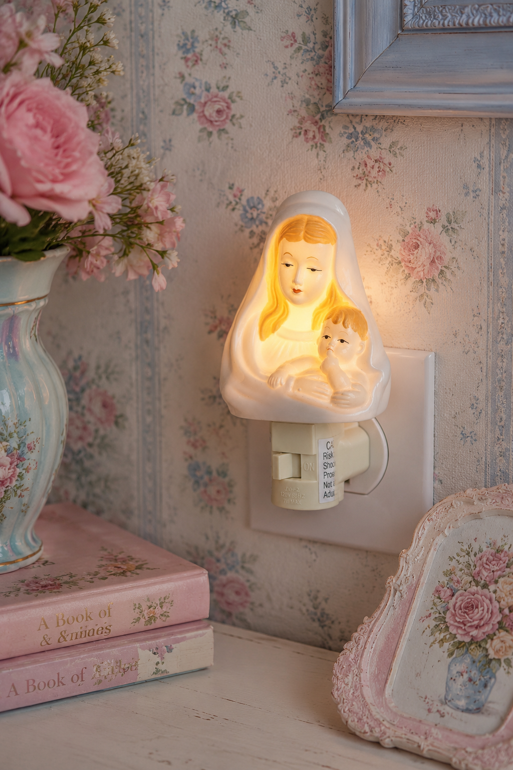 Vintage Virgin Mary Plug-In Night Light | Madonna & Child Religious Nursery Lamp | Catholic Home Décor