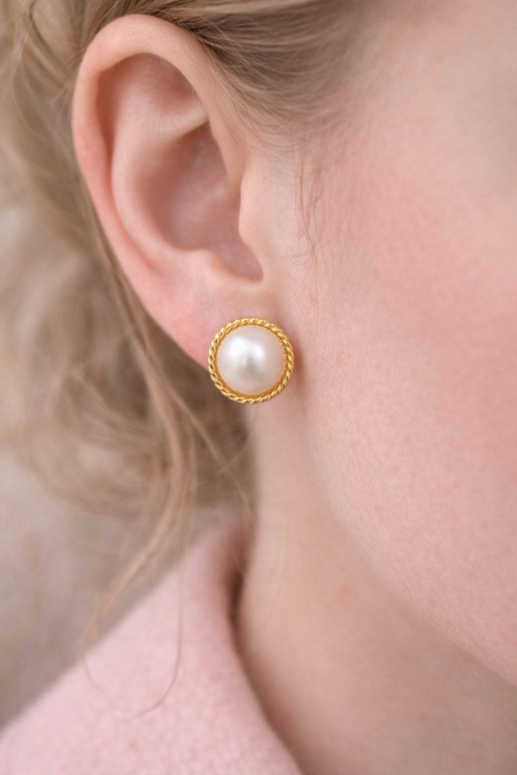 Vintage Gold-Tone Faux Pearl Clip-On Earrings | Classic Rope Edge Design