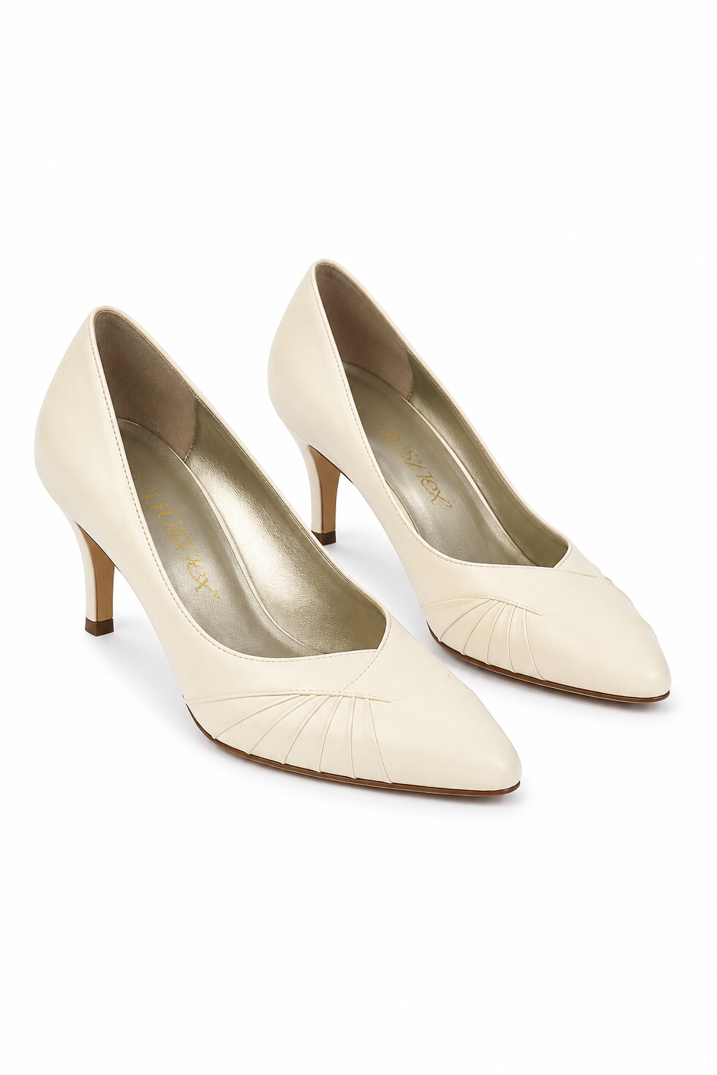 Vintage 1980s White Leather Pumps Made in Brazil Size 8 Classic Heels