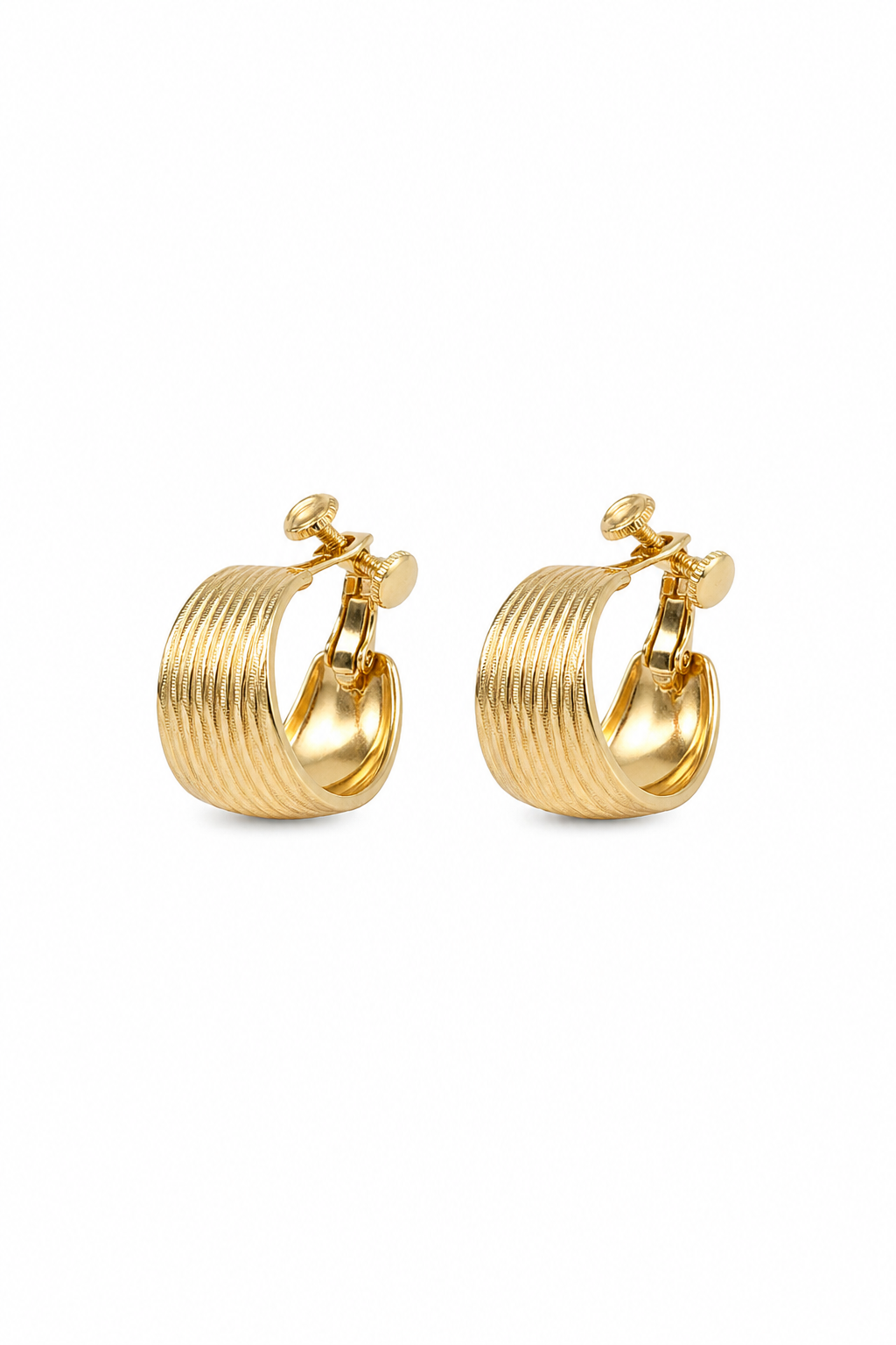 Vintage Gold Tone Ribbed Hoop Clip-On Earrings