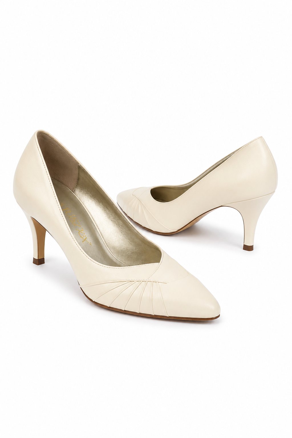 Vintage 1980s White Leather Pumps Made in Brazil Size 8 Classic Heels