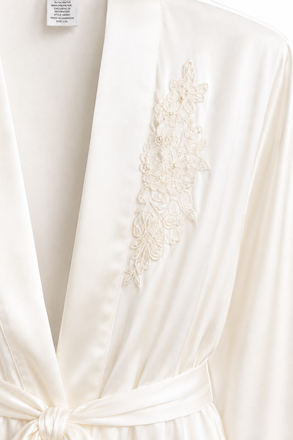 Vintage Linea Donatella Ivory Satin Robe | Romantic Lace Trim Lounge Robe | Bridal Boudoir Cottagecore Robe | Size L/XL