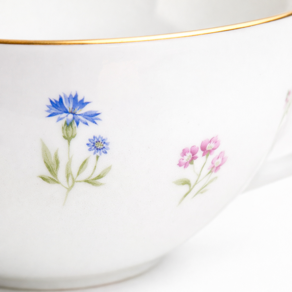 Vintage Floral Porcelain Tea Set | 15-Piece Cottagecore Teapot & Teacup Set with Saucers and Dessert Plates