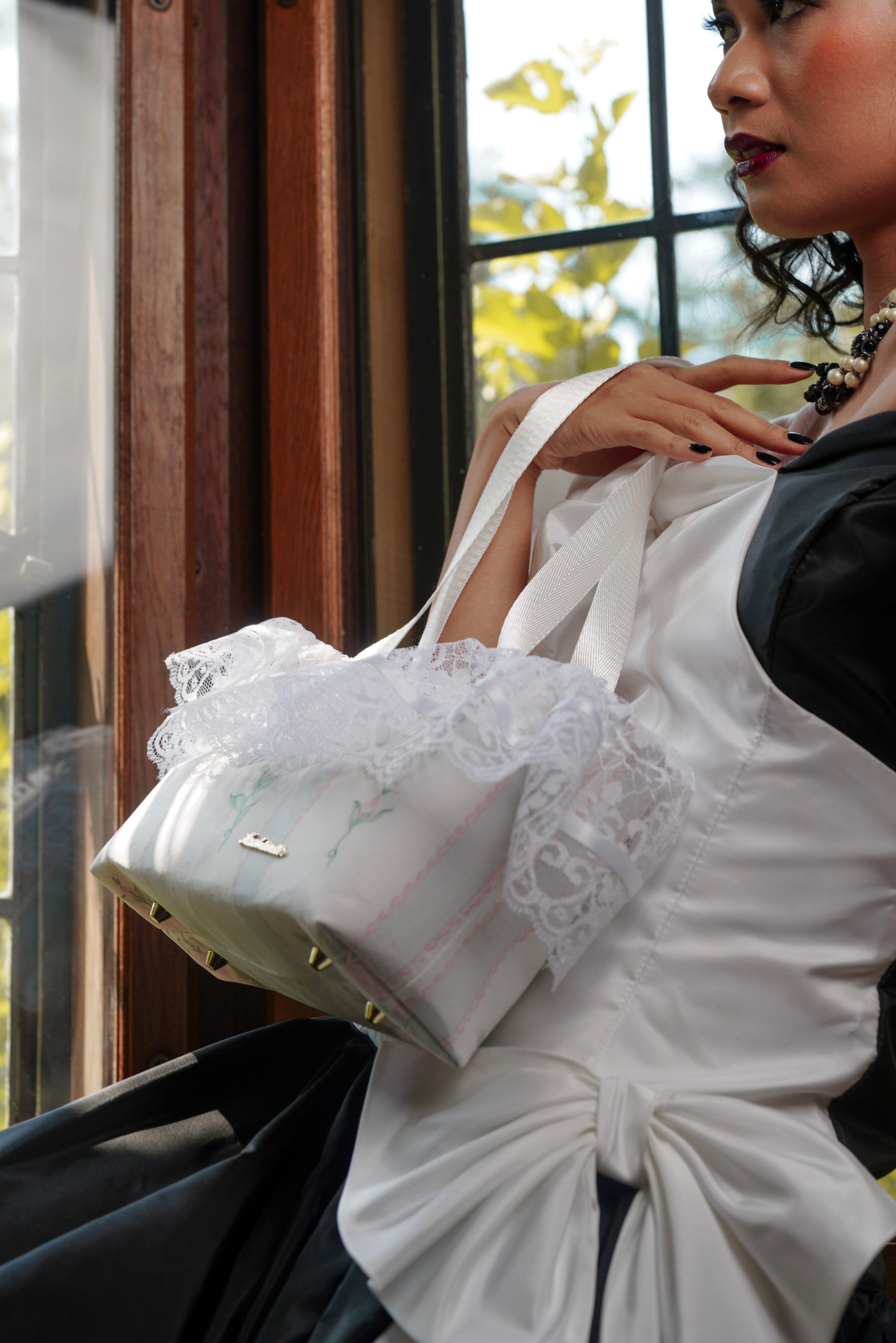The Dauphine Marie Bag