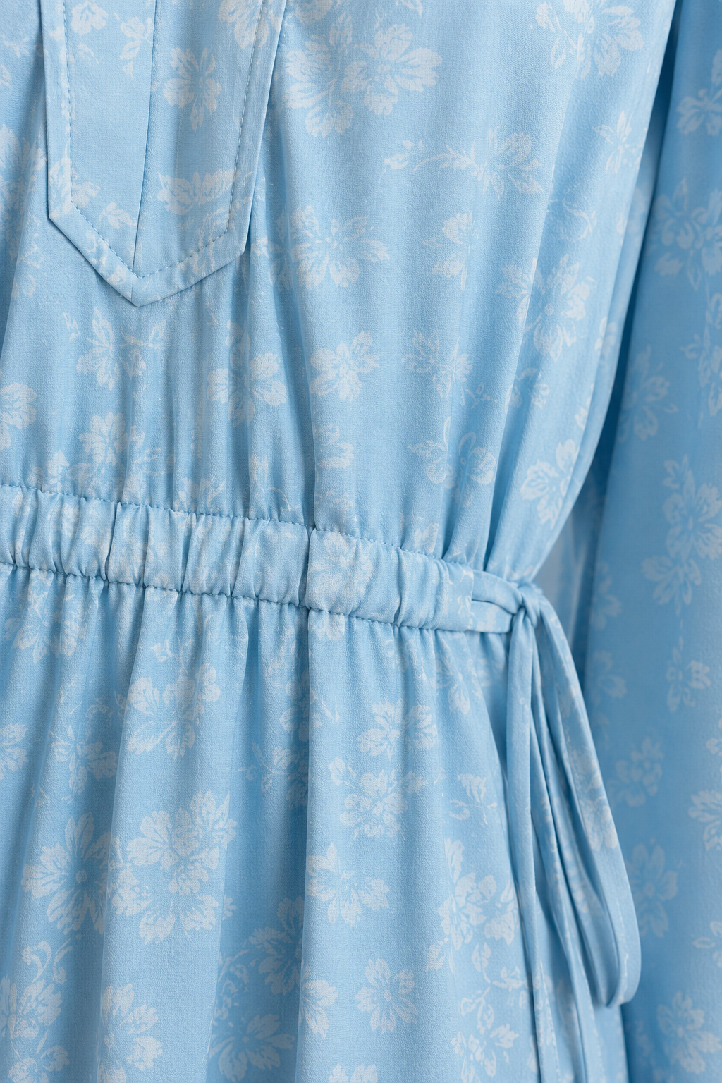 Vintage 1970s Light Blue Floral Dagger Collar Midi Dress with Side Tie Waist S/M