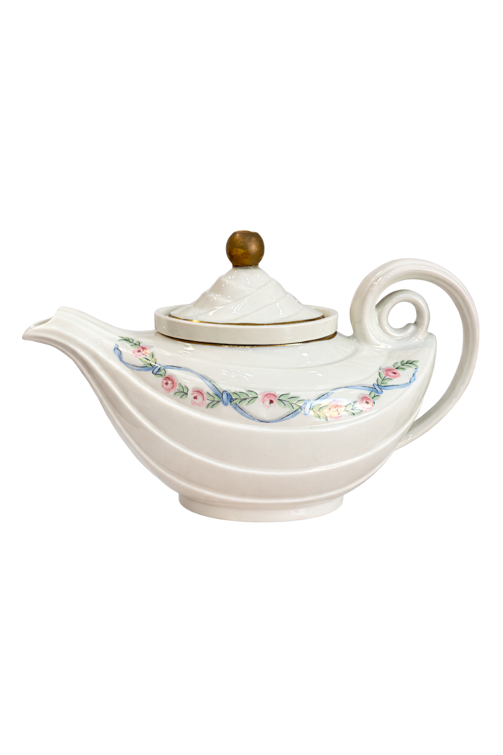 Thé de Rêverie | Vintage Hall’s Superior Kitchenware Teapot, Made in USA, Shabby Chic Floral Teapot